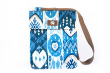 Load image into Gallery viewer, All Eye Sea Is Blue Bag