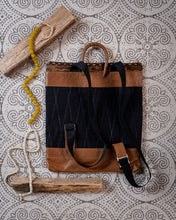 Load image into Gallery viewer, Earth Running Backpack