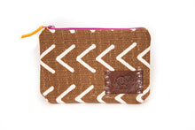 Load image into Gallery viewer, Camel Vibes Handmade Wallet/Purse