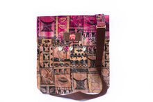 Load image into Gallery viewer, Cowrie Shell Crossbody Bag